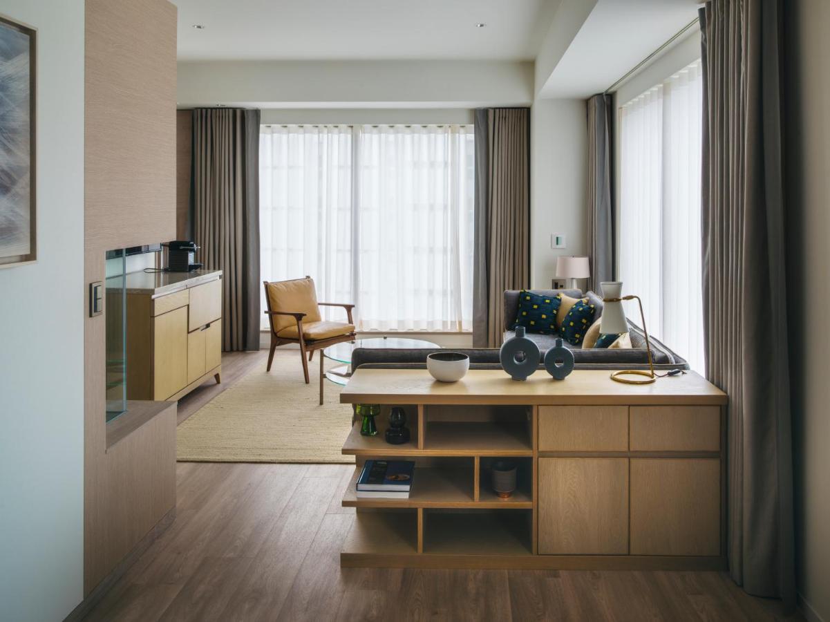 Hotel Zentis Ōsaka Extérieur photo A typical room at the hotel