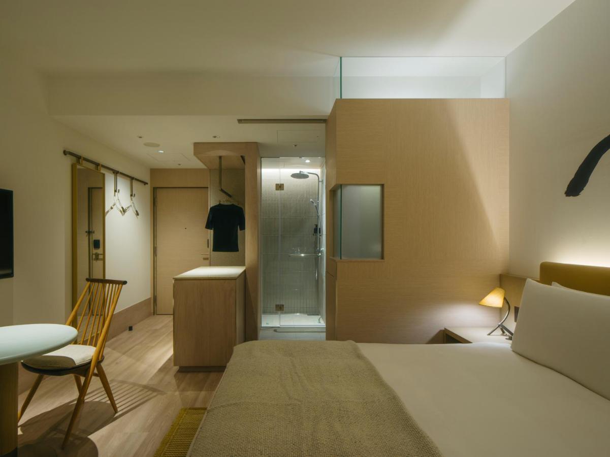 Hotel Zentis Ōsaka Extérieur photo A room at the hotel